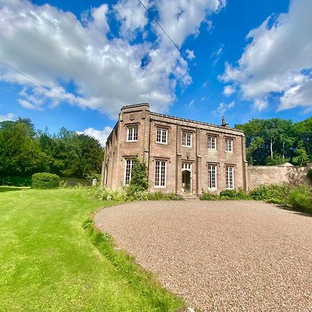 Chillingham Manor Hotel Exterior photo